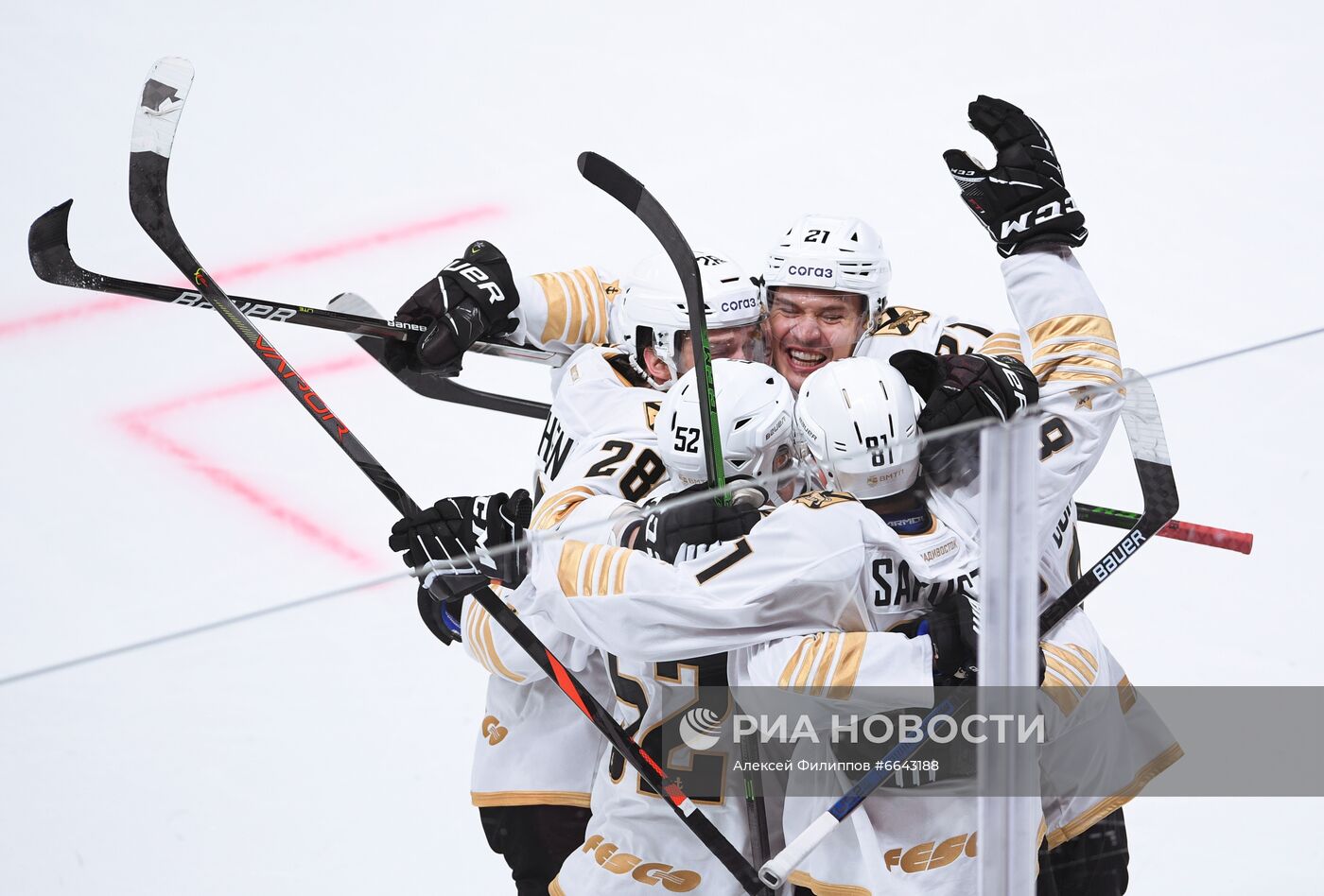 Хоккей. КХЛ. Матч "Авангард" - "Адмирал"