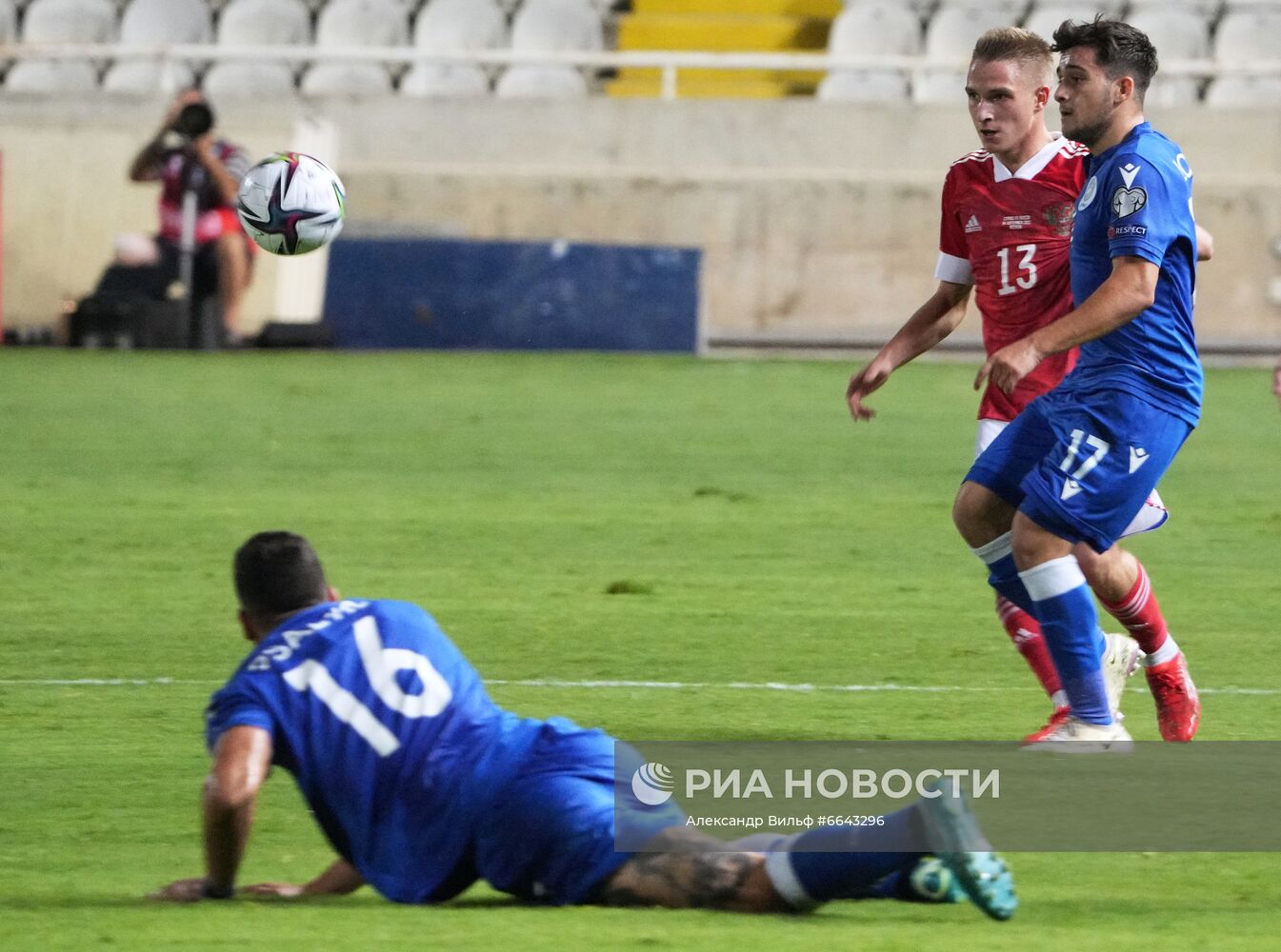 Футбол. Отборочный матч ЧМ-2022. Кипр – Россия