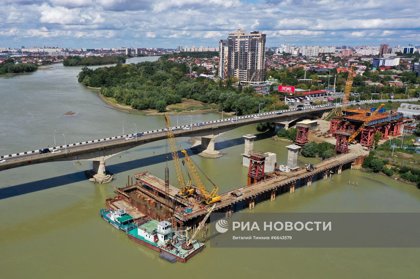 Строительство Яблоновского моста в Краснодаре