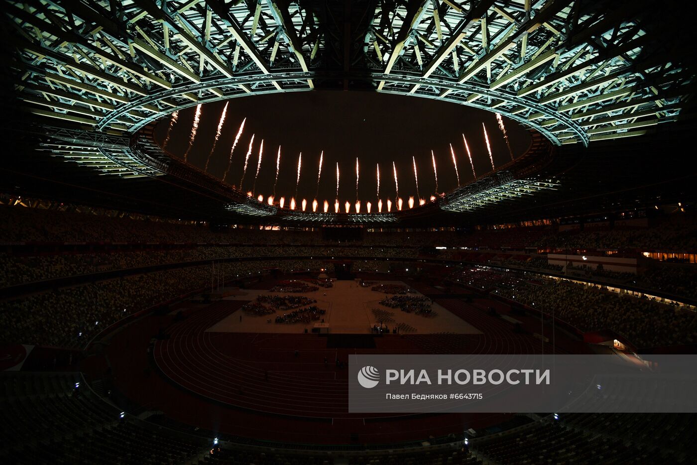 Церемония закрытия XVI летних Паралимпийских игр в Токио