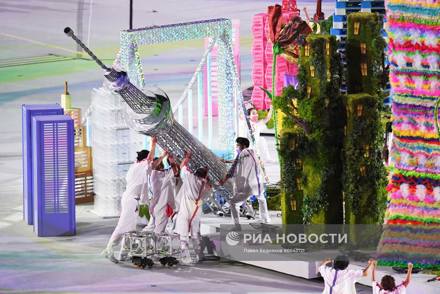 Церемония закрытия XVI летних Паралимпийских игр в Токио