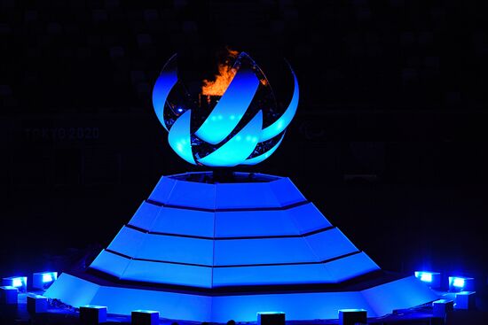 Церемония закрытия XVI летних Паралимпийских игр в Токио