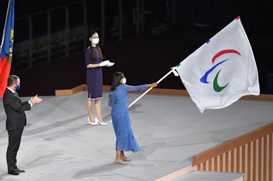 Церемония закрытия XVI летних Паралимпийских игр в Токио