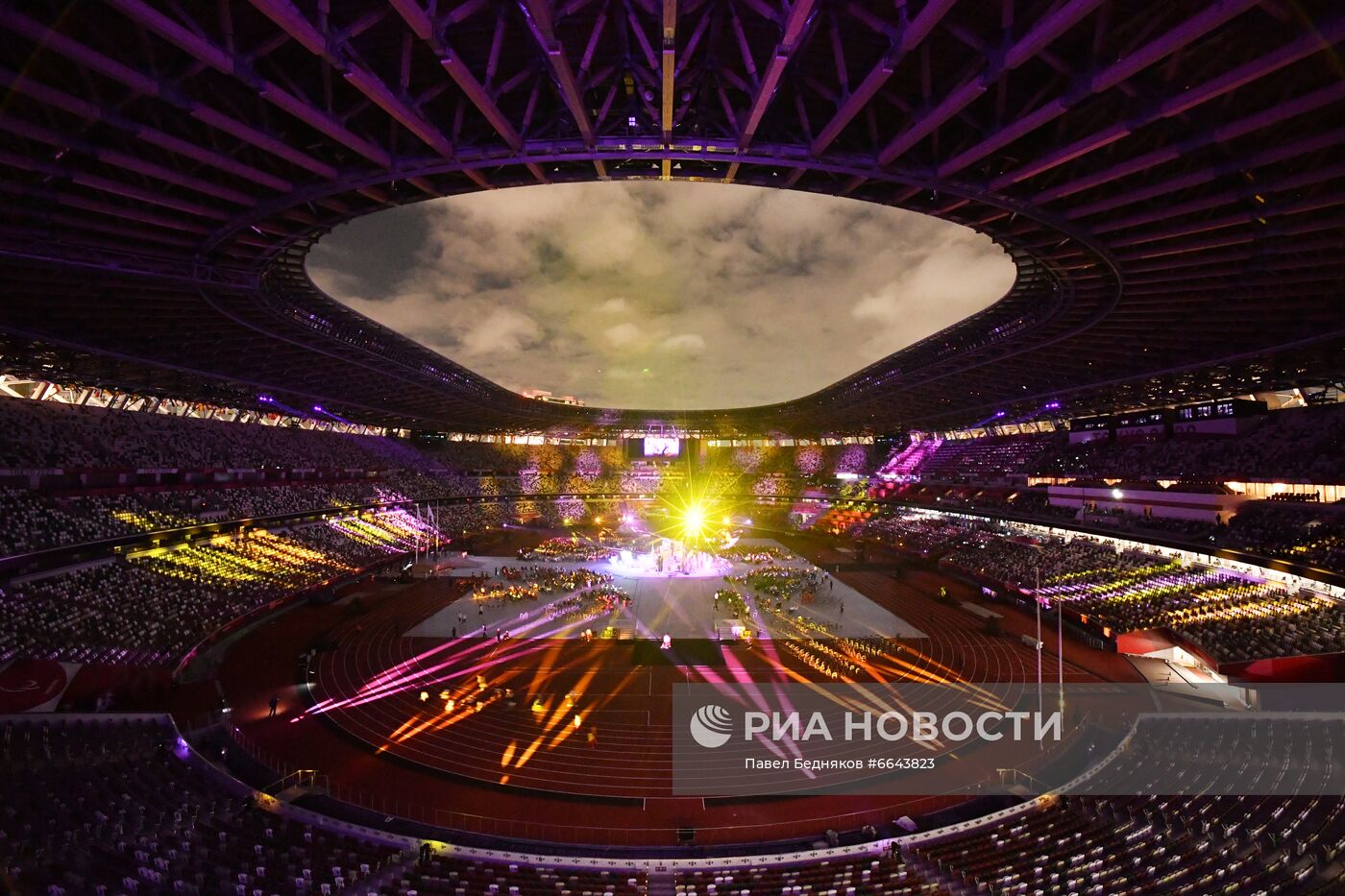 Церемония закрытия XVI летних Паралимпийских игр в Токио