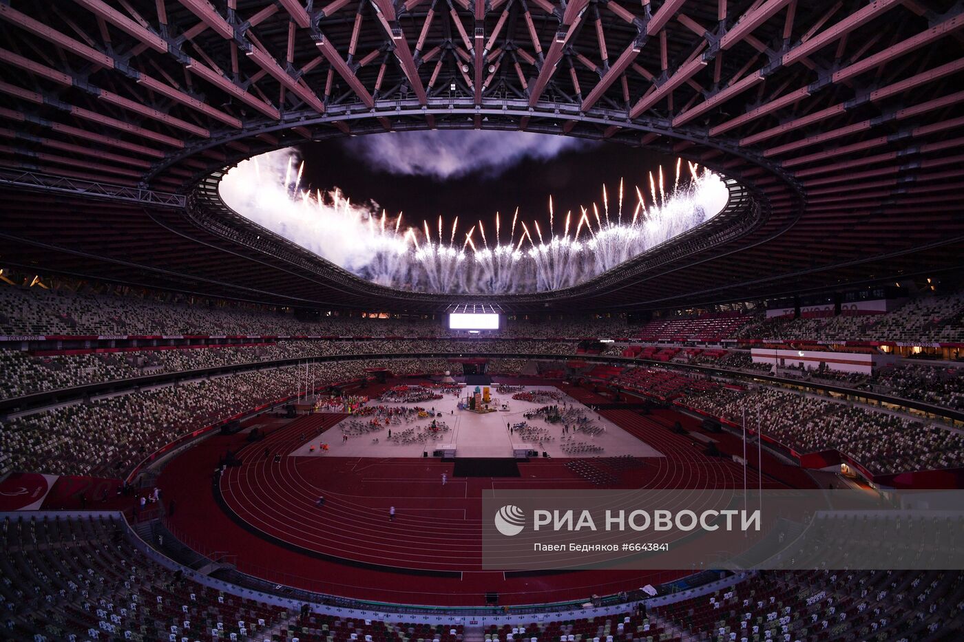 Церемония закрытия XVI летних Паралимпийских игр в Токио