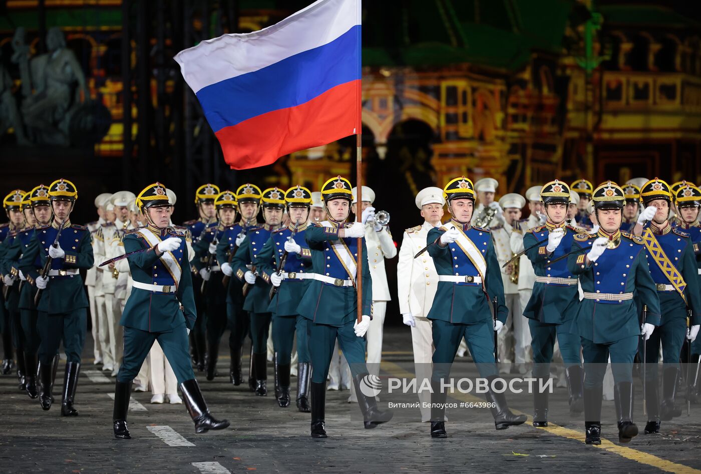 Церемония закрытия XIV Международного военно-музыкального фестиваля "Спасская башня"  2021