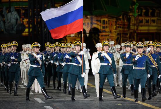 Церемония закрытия XIV Международного военно-музыкального фестиваля "Спасская башня"  2021