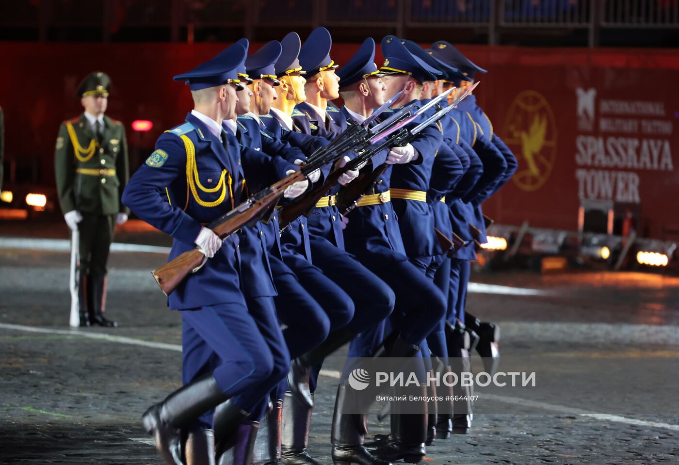 Церемония закрытия XIV Международного военно-музыкального фестиваля "Спасская башня"  2021