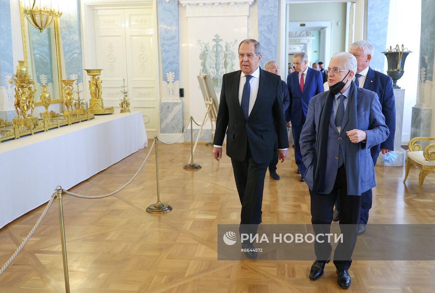 Поездка министра иностранных дел РФ С. Лаврова в  Санкт-Петербург