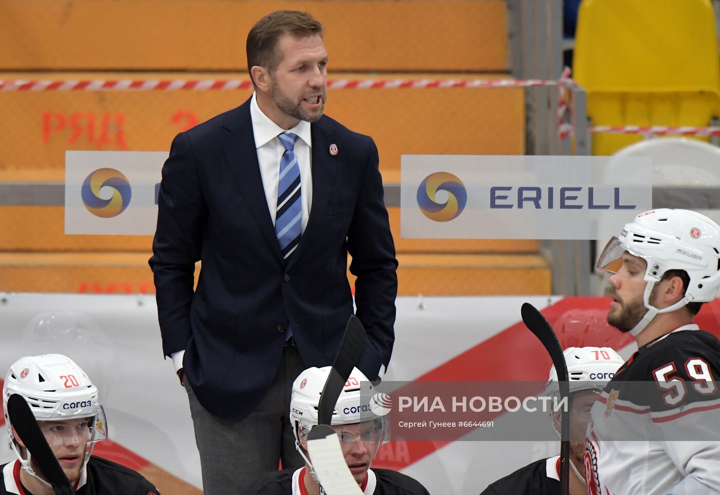 Хоккей. КХЛ. Матч "Спартак" - "Витязь"