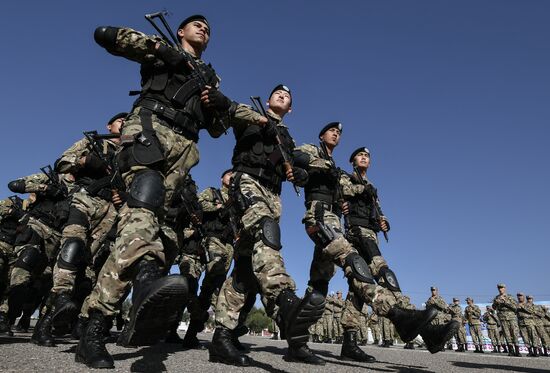Военные учения ОДКБ "Рубеж-2021" в Киргизии