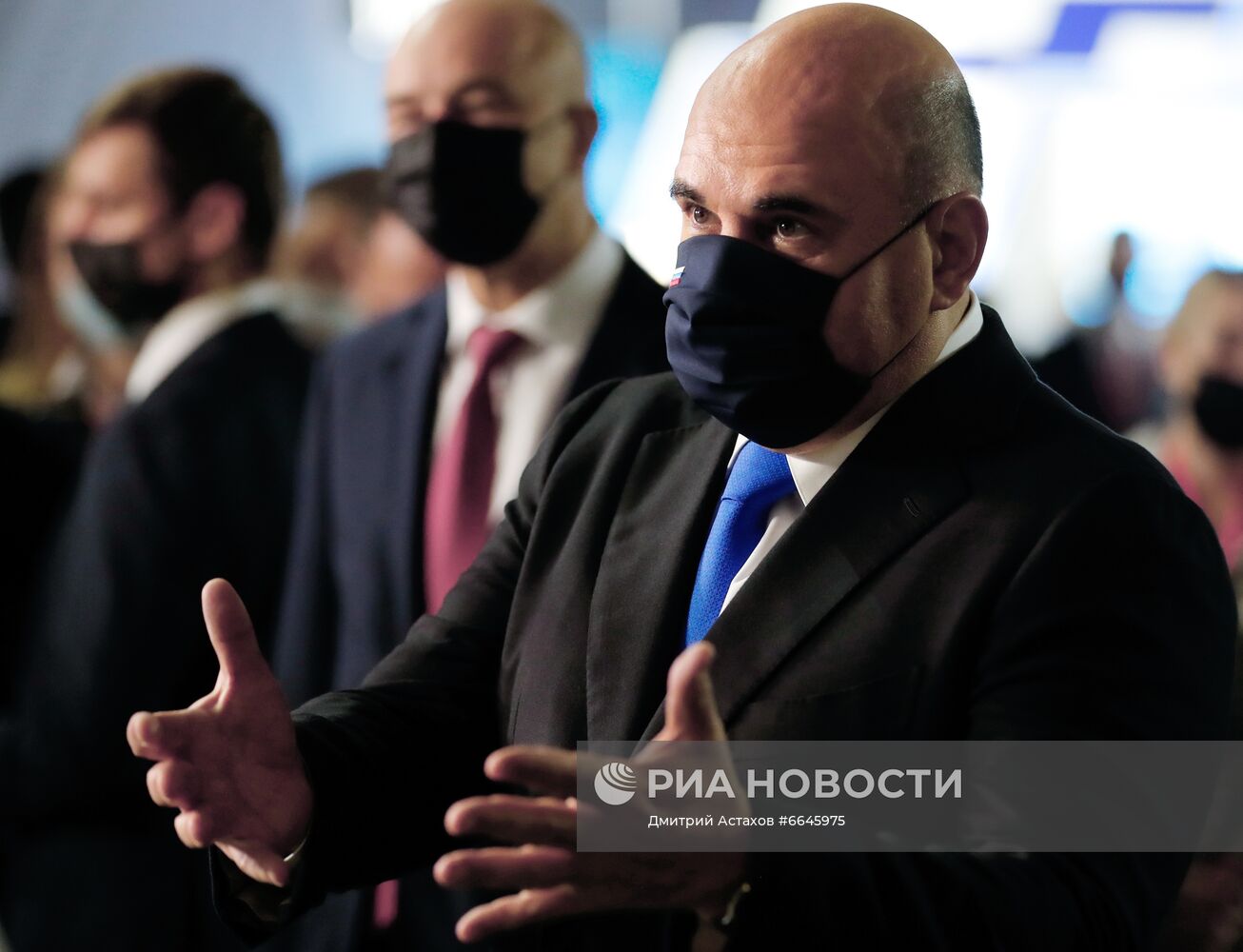Премьер-министр РФ М. Мишустин принял участие в Московском финансовом форуме