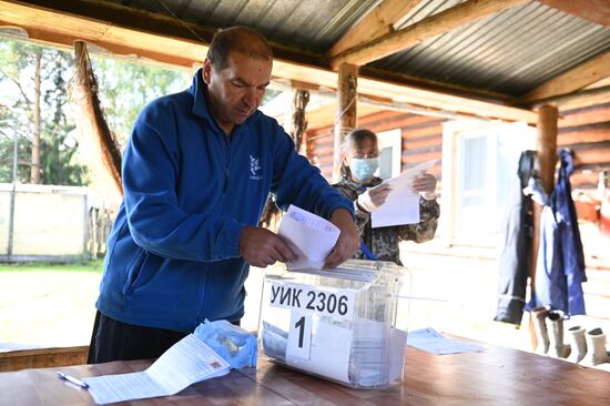 Досрочное голосование на выборах депутатов Госдумы в Тюменской области