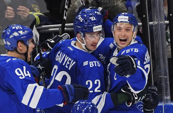 Хоккей. КХЛ. Матч "Динамо" (Москва) - "Авангард"