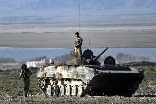 Военные учения ОДКБ "Рубеж-2021" в Киргизии