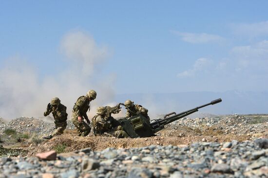 Военные учения ОДКБ "Рубеж-2021" в Киргизии