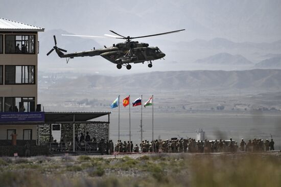 Военные учения ОДКБ "Рубеж-2021" в Киргизии