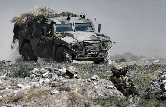 Военные учения ОДКБ "Рубеж-2021" в Киргизии