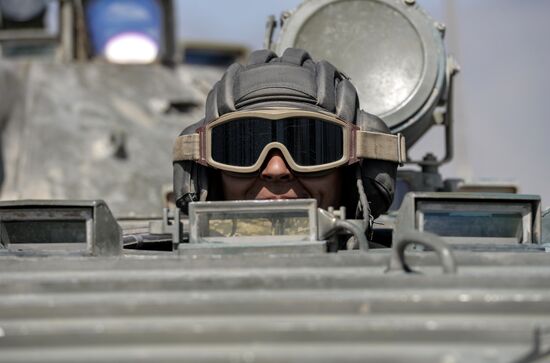 Военные учения ОДКБ "Рубеж-2021" в Киргизии