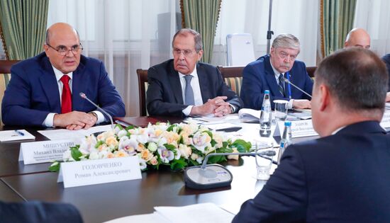 Премьер-министр РФ М. Мишустин принимает участие в заседании Совета Министров Союзного государства