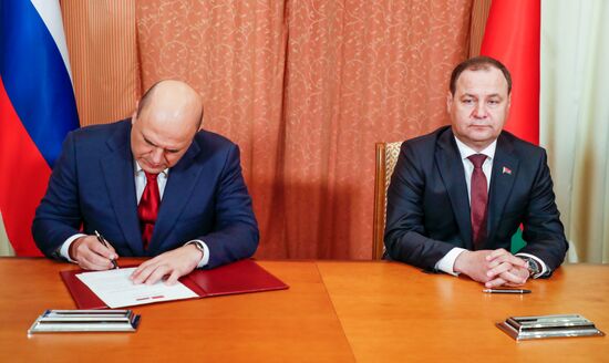 Премьер-министр РФ М. Мишустин принимает участие в заседании Совета Министров Союзного государства