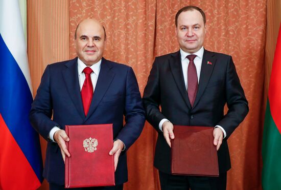 Премьер-министр РФ М. Мишустин принимает участие в заседании Совета Министров Союзного государства