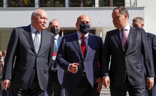 Премьер-министр РФ М. Мишустин принимает участие в заседании Совета Министров Союзного государства