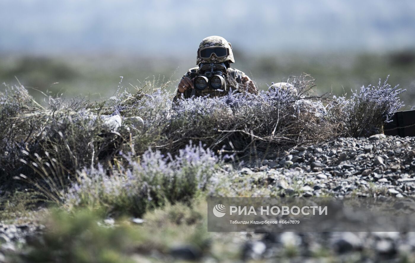 Военные учения ОДКБ "Рубеж-2021" в Киргизии