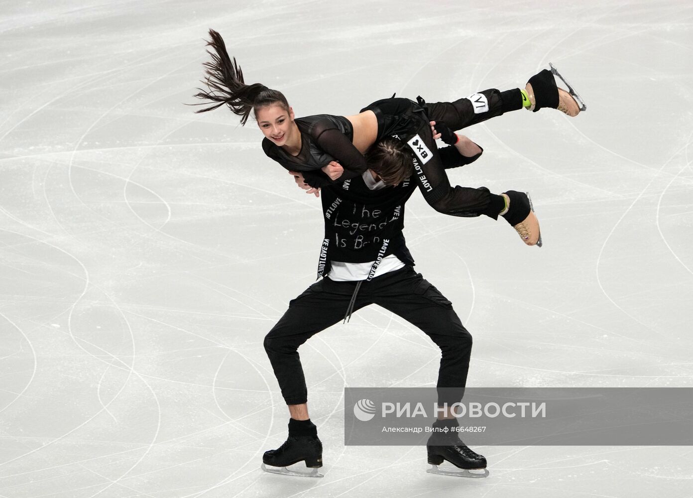 Фигурное катание. Контрольные прокаты. Танцы. Ритмический танец