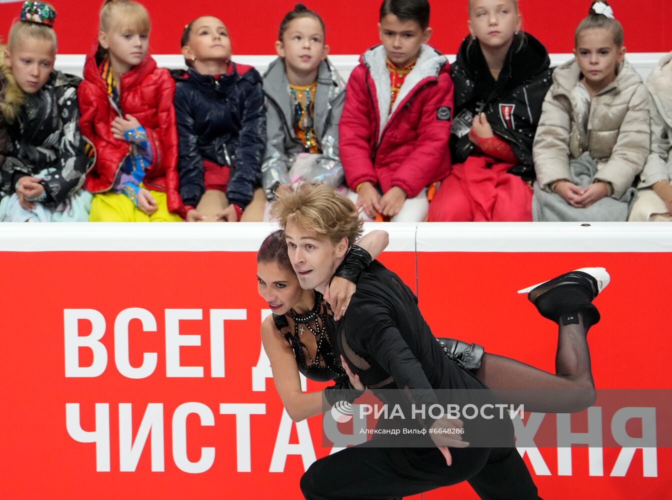 Фигурное катание. Контрольные прокаты. Танцы. Ритмический танец