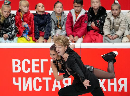 Фигурное катание. Контрольные прокаты. Танцы. Ритмический танец