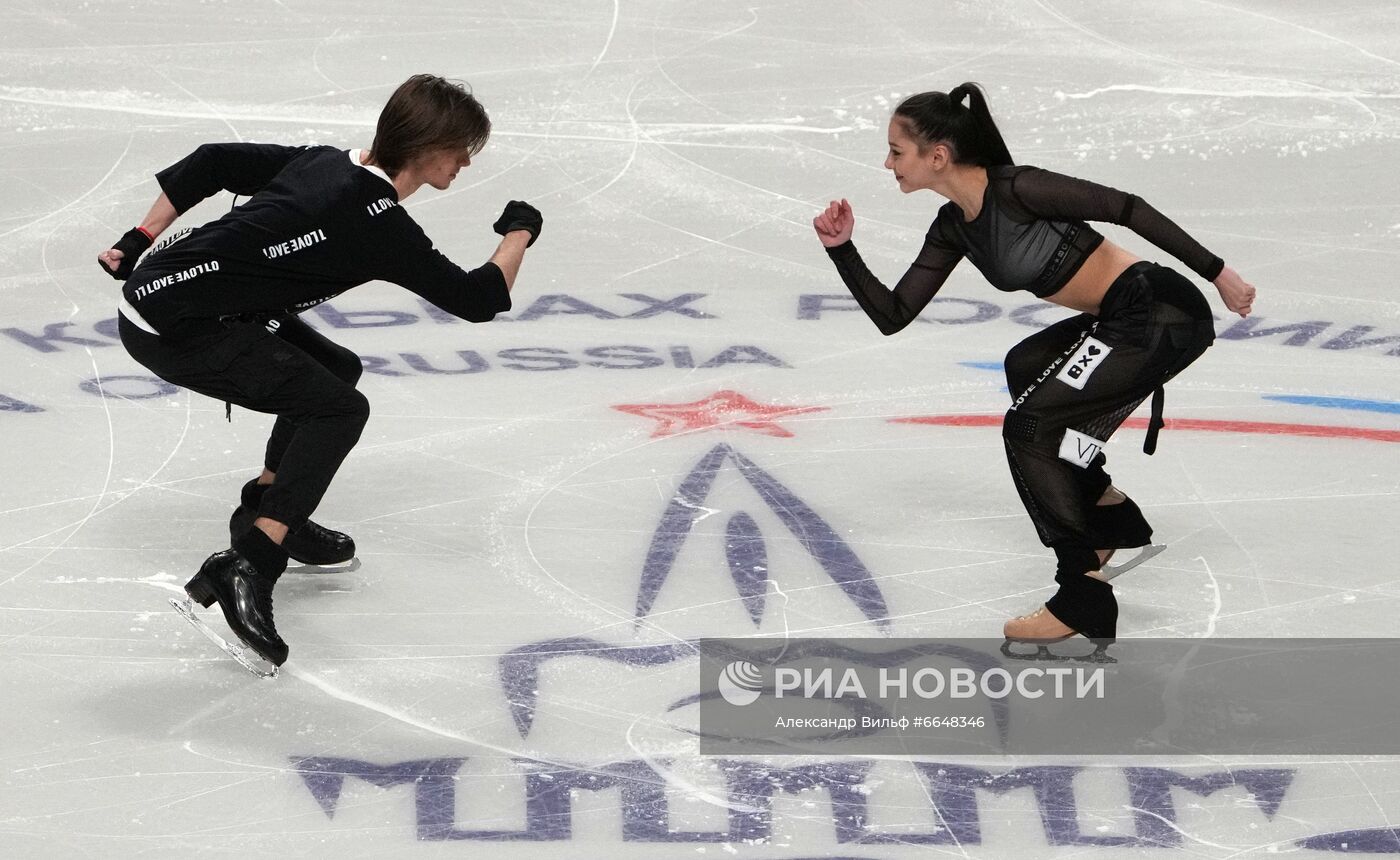 Фигурное катание. Контрольные прокаты. Танцы. Ритмический танец