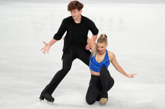 Фигурное катание. Контрольные прокаты. Танцы. Ритмический танец