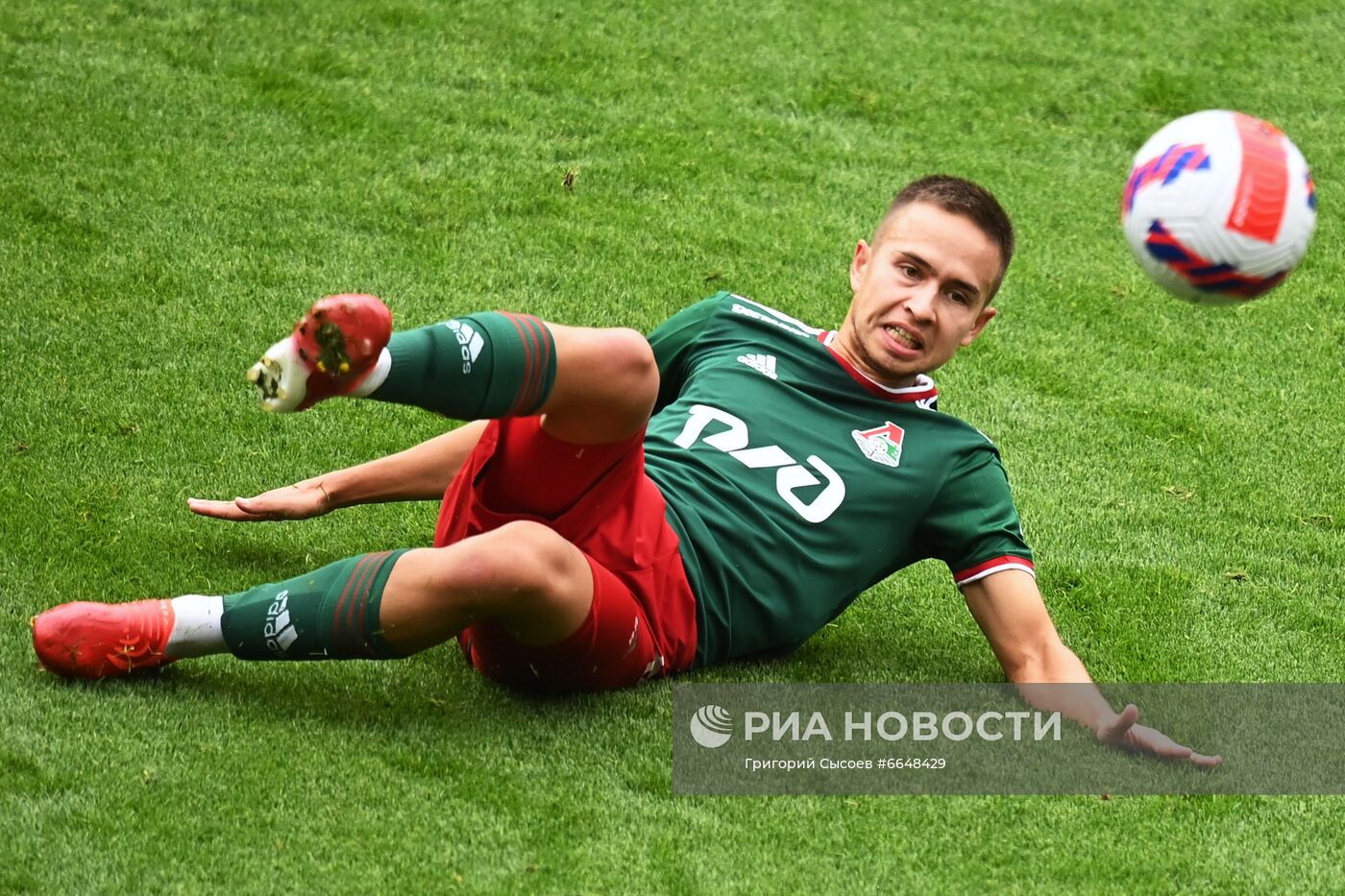 Футбол. РПЛ. Матч "Локомотив" - "Крылья Советов"