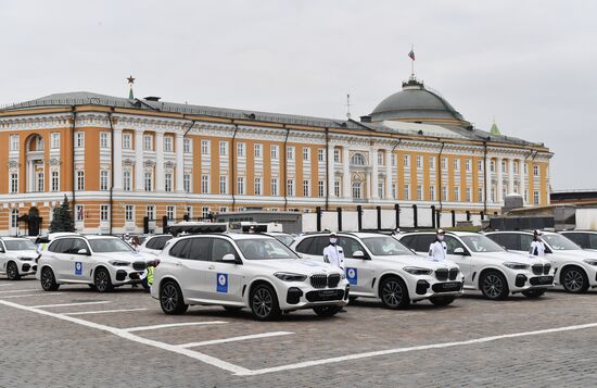 Вручение ключей от автомобилей победителям летней Олимпиады-2020 в Токио