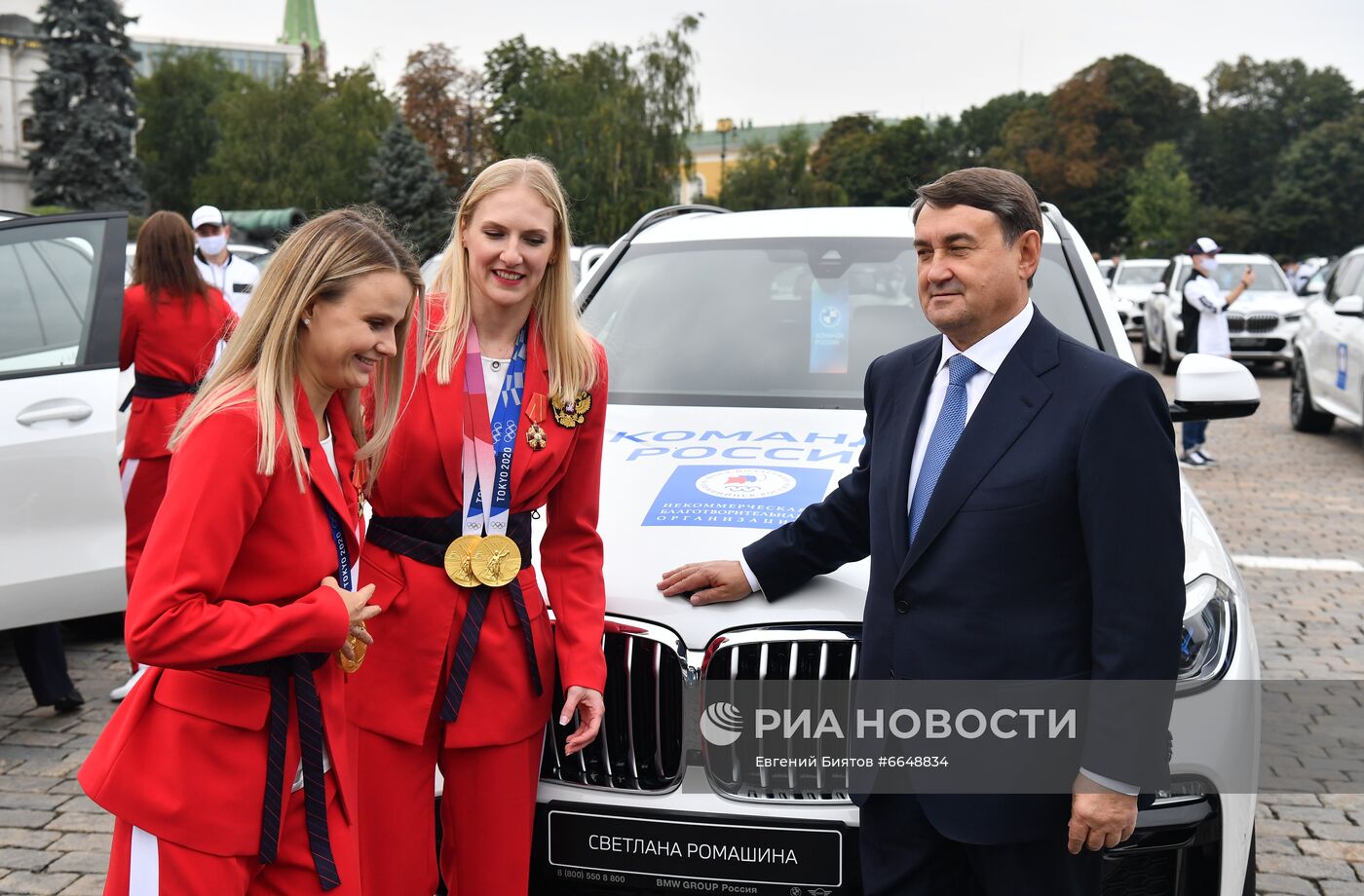 Вручение ключей от автомобилей победителям летней Олимпиады-2020 в Токио