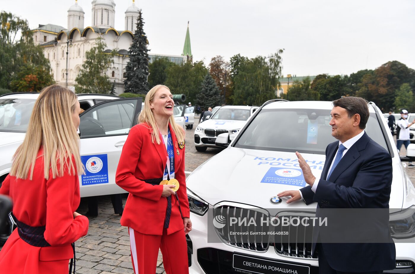 Вручение ключей от автомобилей победителям летней Олимпиады-2020 в Токио