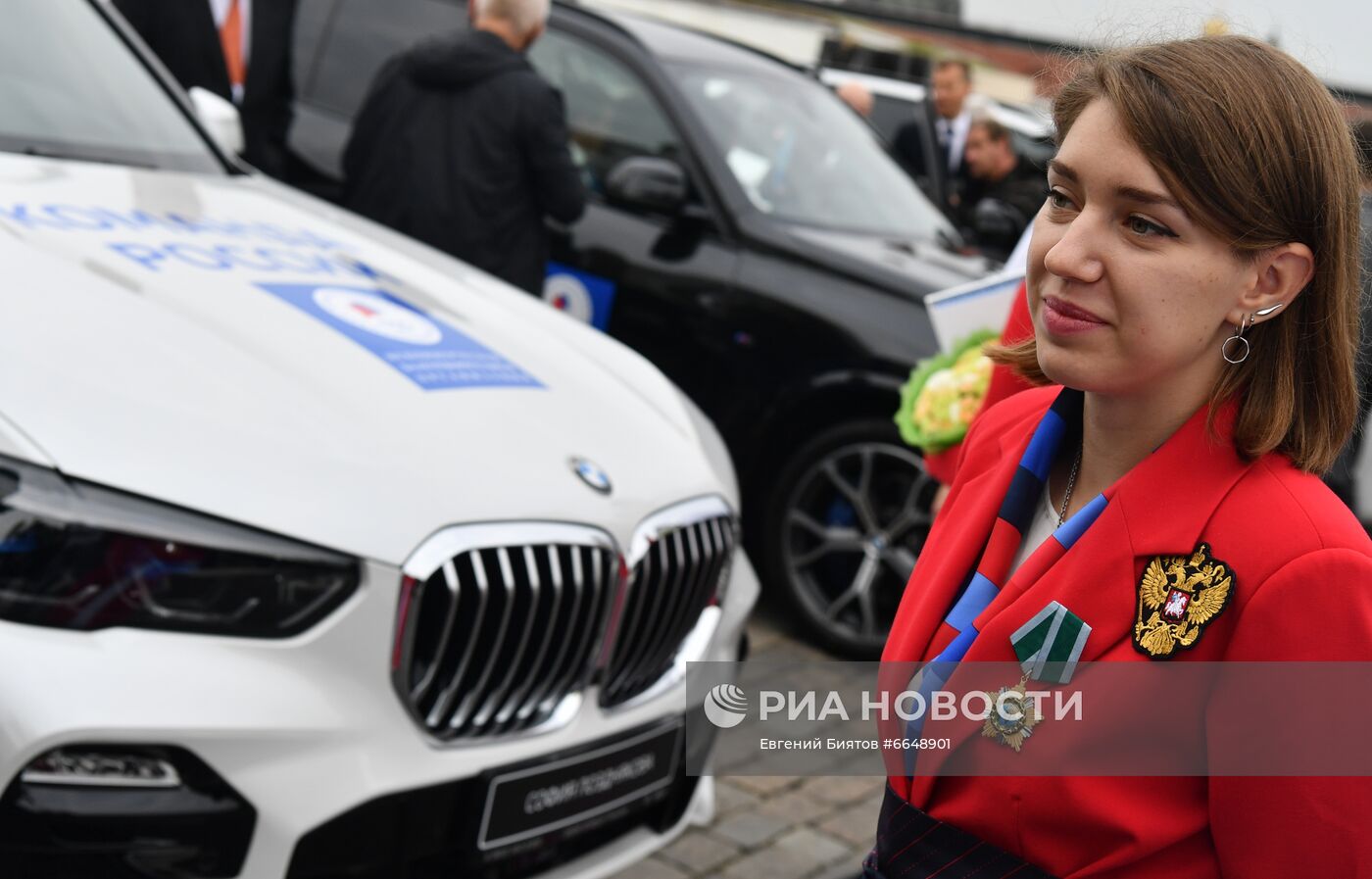 Вручение ключей от автомобилей победителям летней Олимпиады-2020 в Токио