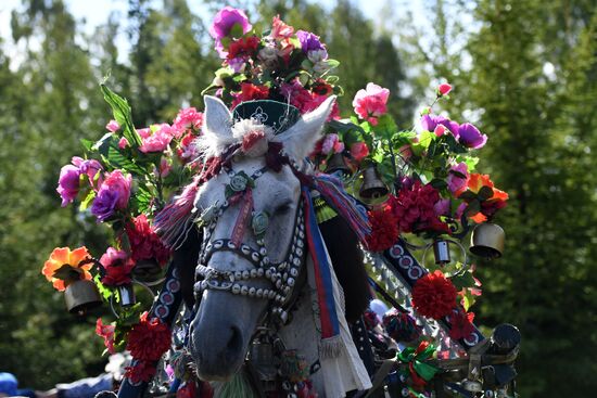 Конно-спортивный праздник "День коня"