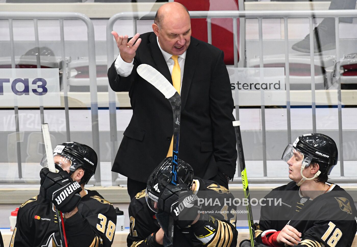 Хоккей. КХЛ. Матч "Адмирал" - "Динамо" (Москва)