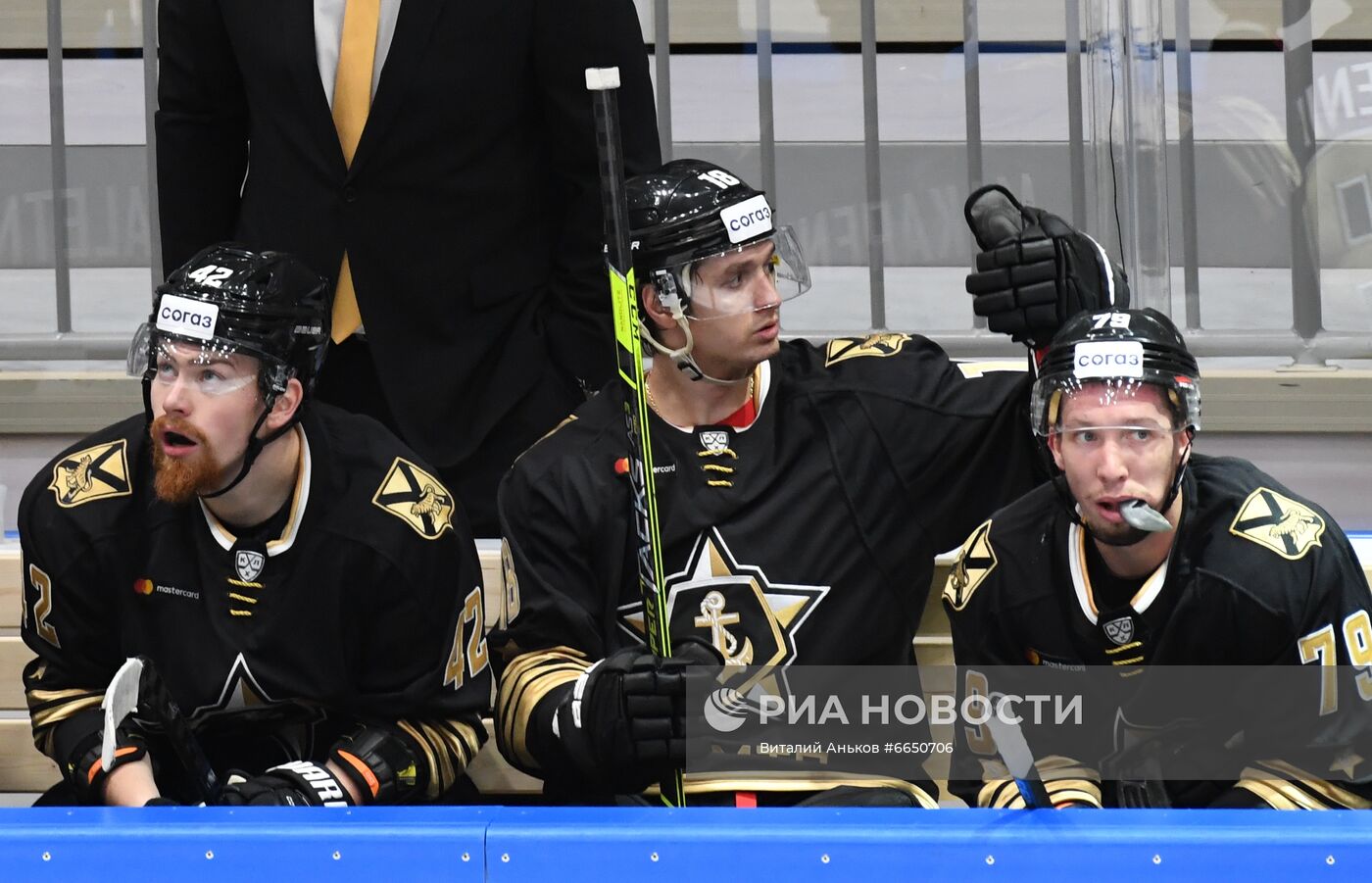 Хоккей. КХЛ. Матч "Адмирал" - "Динамо" (Москва)