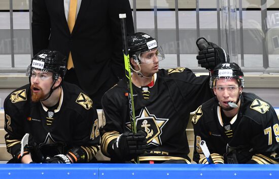 Хоккей. КХЛ. Матч "Адмирал" - "Динамо" (Москва)