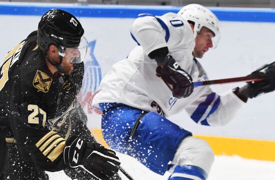 Хоккей. КХЛ. Матч "Адмирал" - "Динамо" (Москва)