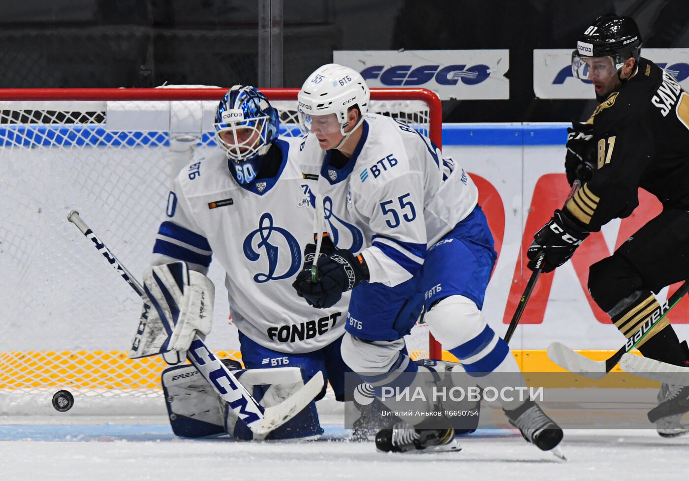 Хоккей. КХЛ. Матч "Адмирал" - "Динамо" (Москва)