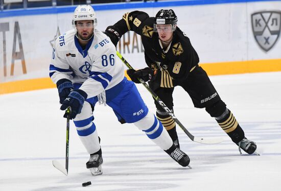 Хоккей. КХЛ. Матч "Адмирал" - "Динамо" (Москва)