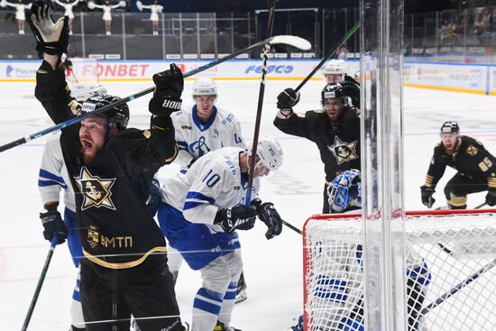 Хоккей. КХЛ. Матч "Адмирал" - "Динамо" (Москва)