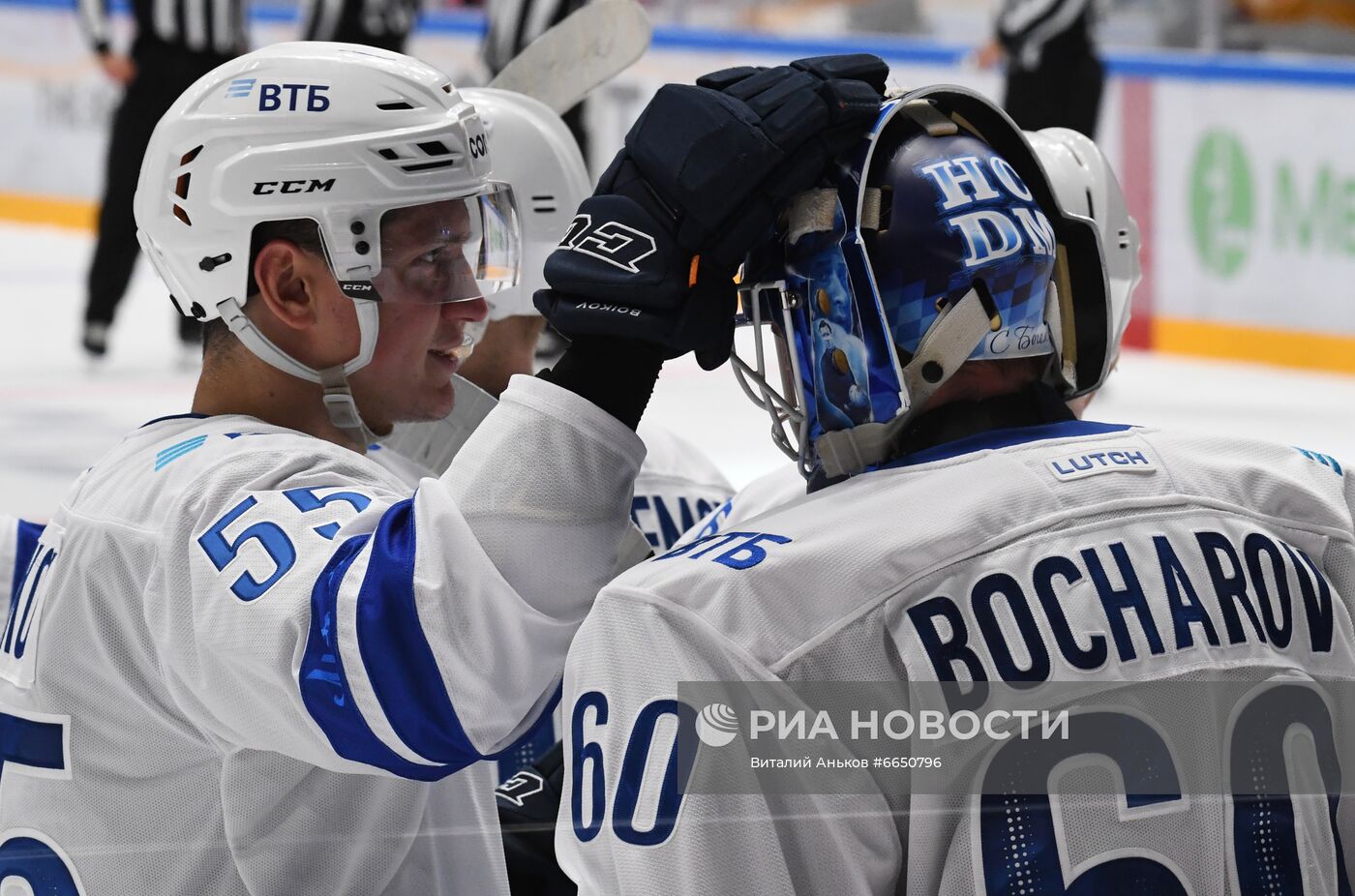 Хоккей. КХЛ. Матч "Адмирал" - "Динамо" (Москва)