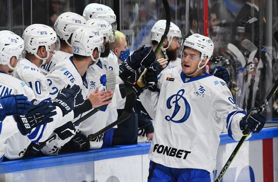 Хоккей. КХЛ. Матч "Адмирал" - "Динамо" (Москва)