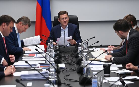 Совещание по социально-экономическому развитию СКФО