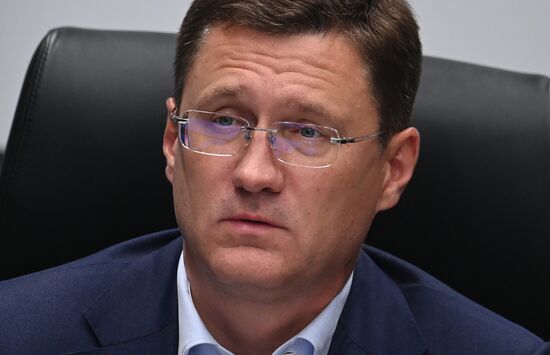 Совещание по социально-экономическому развитию СКФО